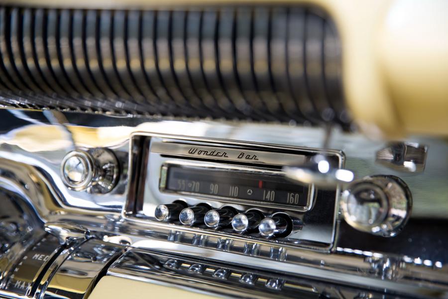 Детали экстерьера Buick Limited Convertible 1958 года  (фото 19 из 57)